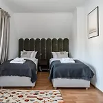 Apartment Rysulowka 52 *